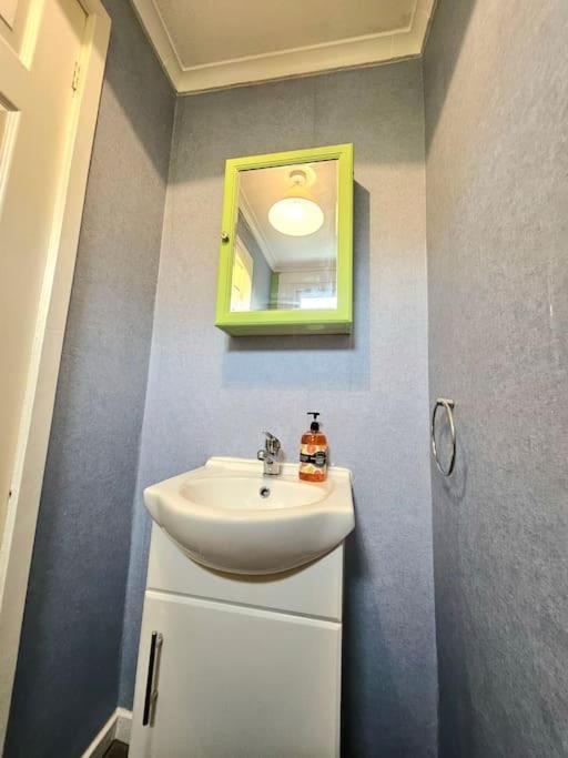 Apartment 4 Bed House With 6 Beds EDI